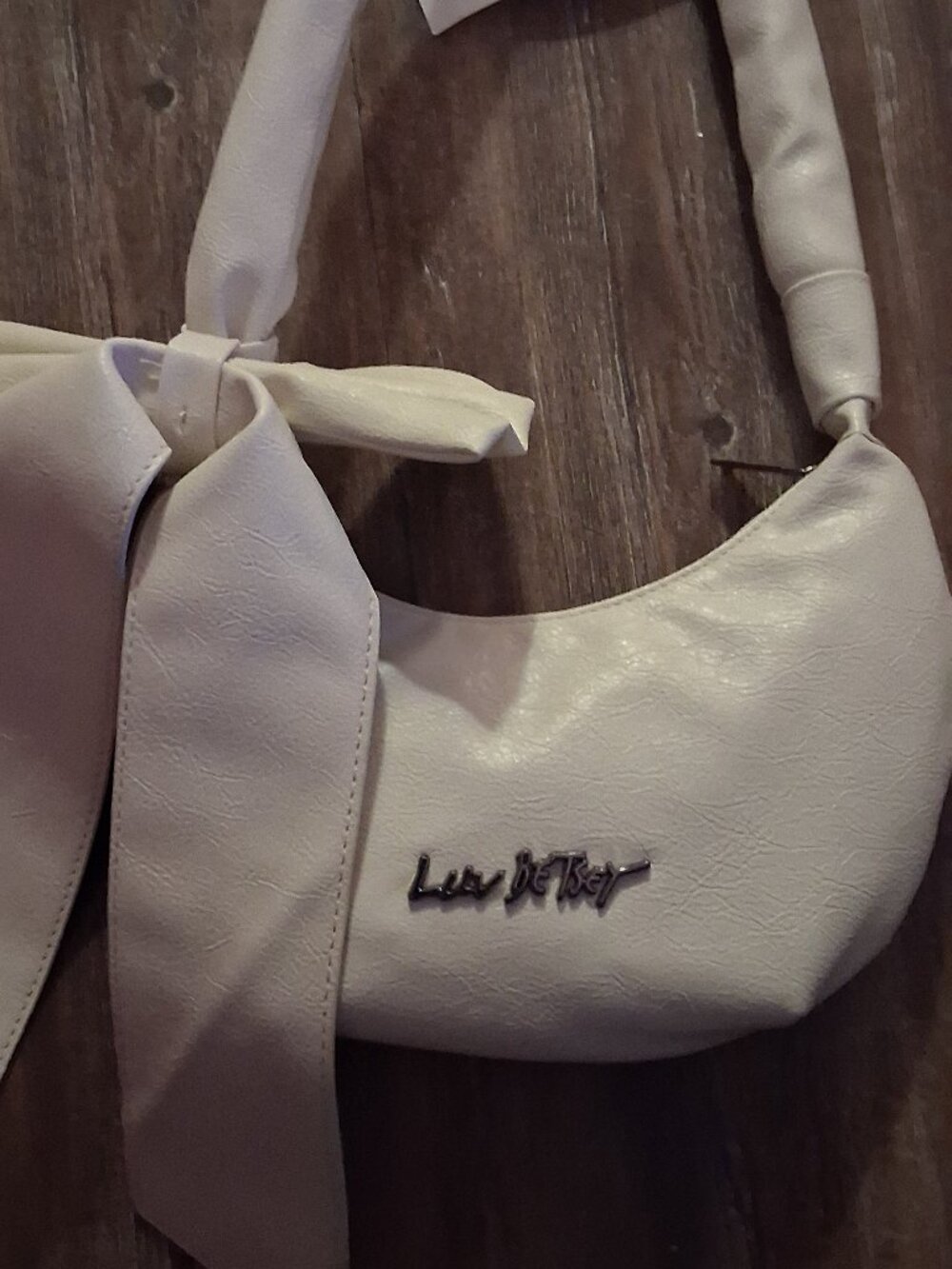 Luv Betsy purse